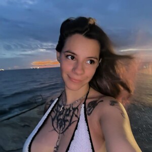 Nyx_97 featured webcam